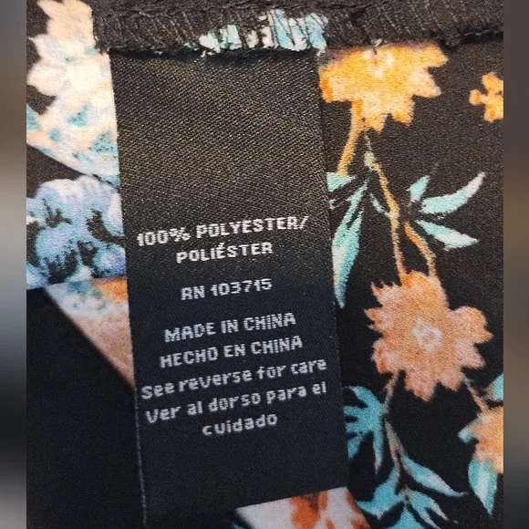 Zac & Rachel Floral Black Women's Top With Ruffle Sleeves And Hem - Picture 5 of 5